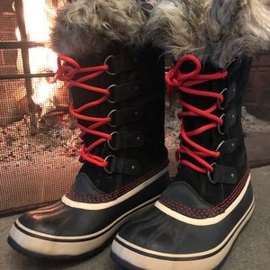 Sorel Joan of Arctic warm winter boots size 6.5